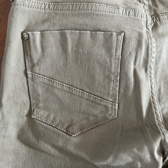 Taupe jean pants Size 26 with stretch SUPER CUTE EUC - Picture 7 of 12